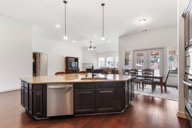 307 Council Oak Court, Magnolia, TX 77354