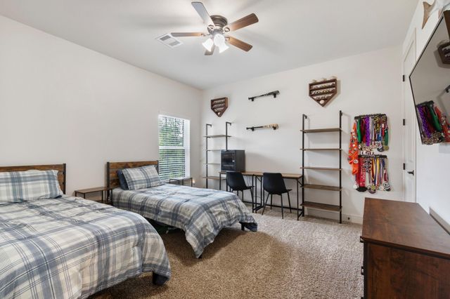 307 Council Oak Court, Magnolia, TX 77354