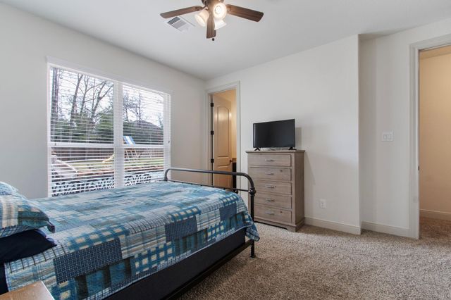 307 Council Oak Court, Magnolia, TX 77354