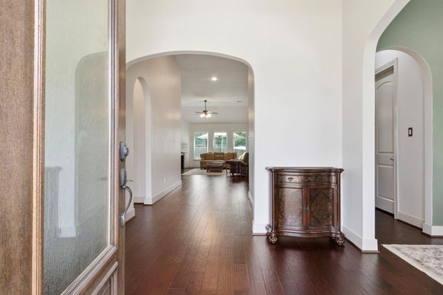 307 Council Oak Court, Magnolia, TX 77354