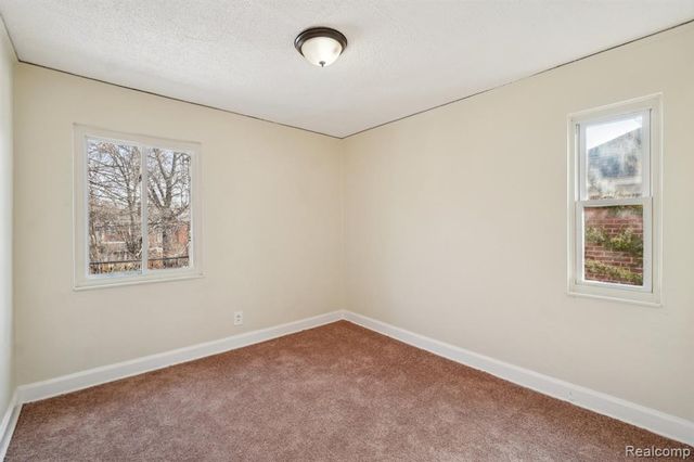 18238 Santa Rosa Drive, Detroit, MI 48221