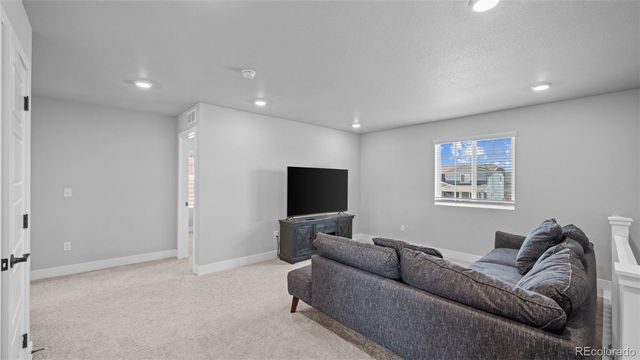 6205 Sherwood Avenue, Longmont, CO 80504