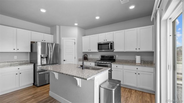 6205 Sherwood Avenue, Longmont, CO 80504