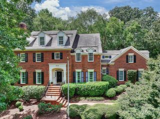 6820 Aronomink Drive, Charlotte, NC 28210