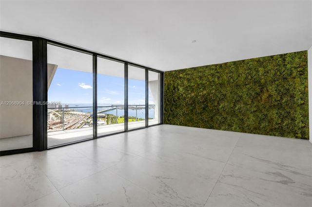 1000 Biscayne Boulevard 3901, Miami, FL 33132