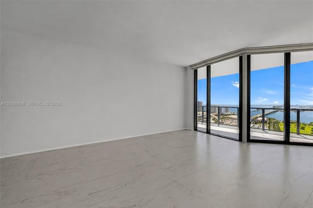 1000 Biscayne Boulevard 3901, Miami, FL 33132