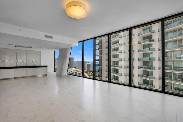 1000 Biscayne Boulevard 3901, Miami, FL 33132
