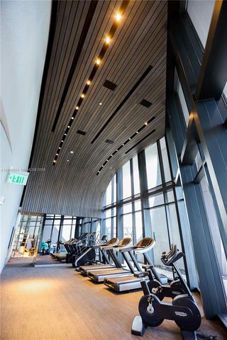 1000 Biscayne Boulevard 3901, Miami, FL 33132