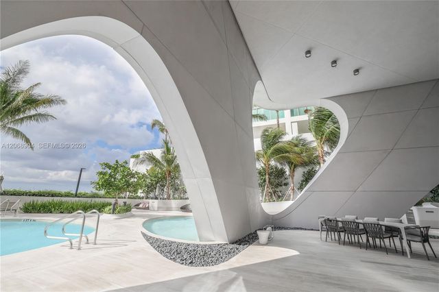 1000 Biscayne Boulevard 3901, Miami, FL 33132