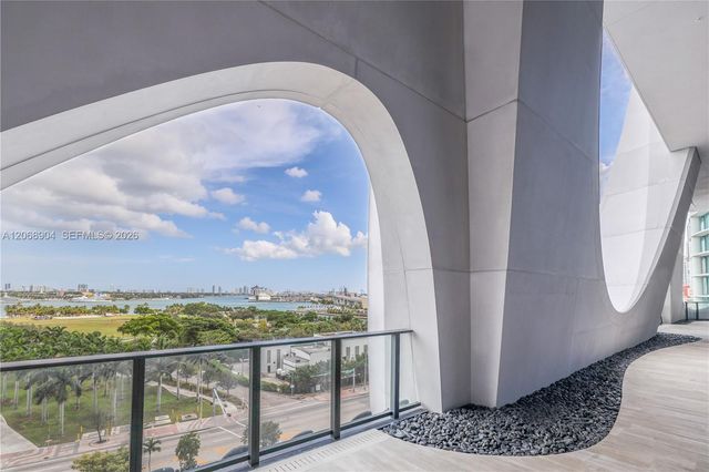 1000 Biscayne Boulevard 3901, Miami, FL 33132