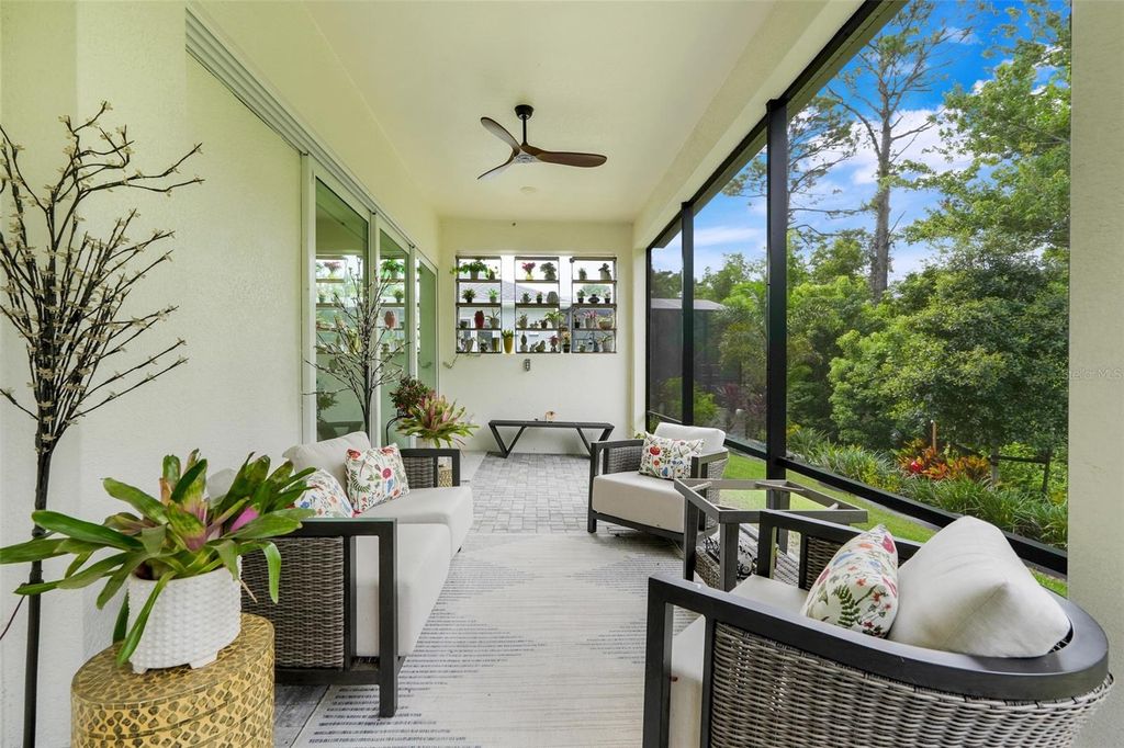 Image 31 of property listing at 1990 WALLINGFORD LOOP, Mount Dora, FL 32757