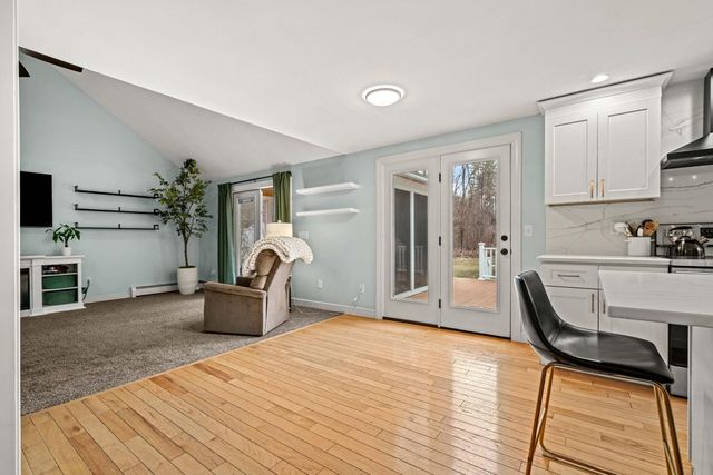 2 Sara Beth Lane, Londonderry, NH 03053