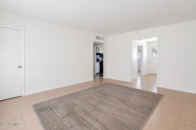 3505 VOLCANIC Avenue, El Paso, TX 79904