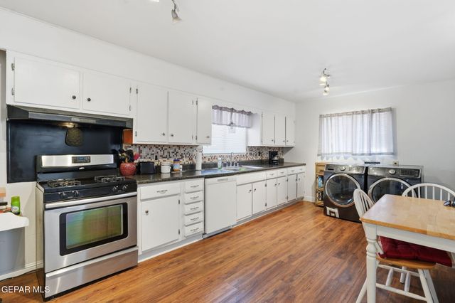 3505 VOLCANIC Avenue, El Paso, TX 79904