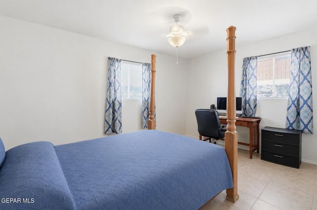 3505 VOLCANIC Avenue, El Paso, TX 79904