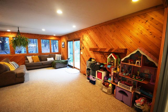 70631 Sunrise Drive, Ontwa Twp, MI 49112