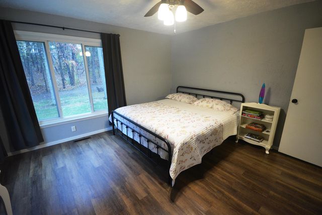 70631 Sunrise Drive, Ontwa Twp, MI 49112