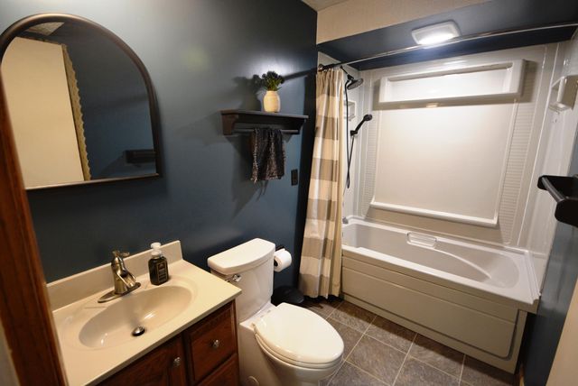 70631 Sunrise Drive, Ontwa Twp, MI 49112