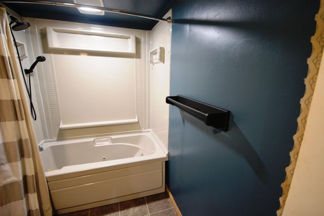 70631 Sunrise Drive, Ontwa Twp, MI 49112