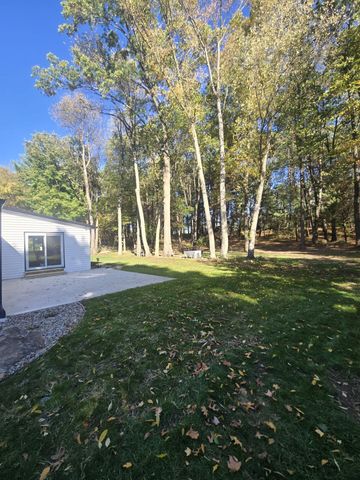 70631 Sunrise Drive, Ontwa Twp, MI 49112