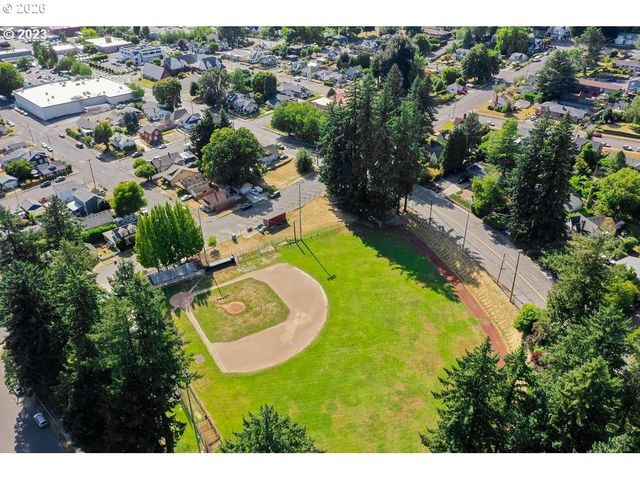 223 Ne JOY St, Camas, WA 98607