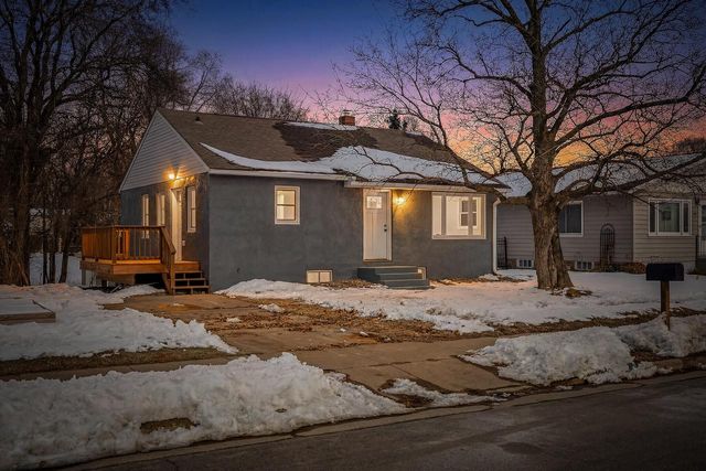 907 Wilson STREET, Onalaska, WI 54650