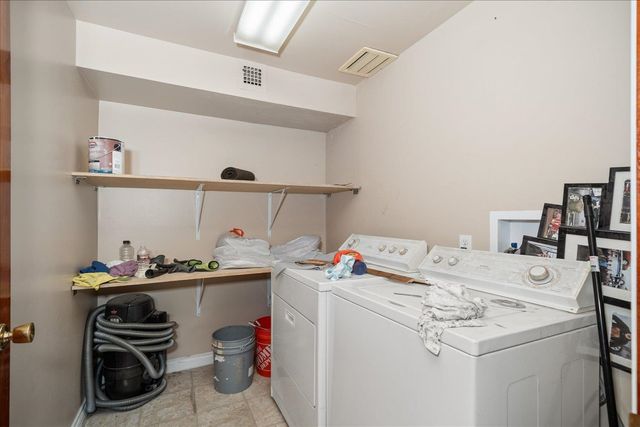 1927 S Garfield Rd, Airway Heights, WA 99001