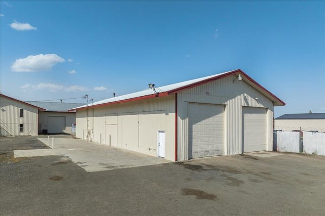 1927 S Garfield Rd, Airway Heights, WA 99001