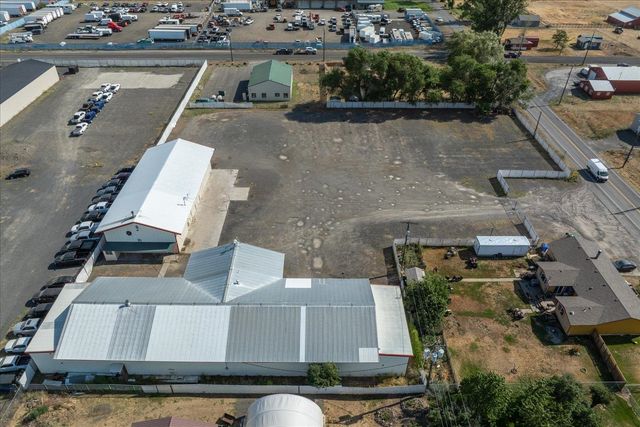 1927 S Garfield Rd, Airway Heights, WA 99001