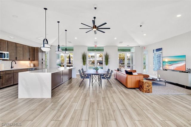 26331 Coco Cay CIR 203, Bonita Springs, FL 34135