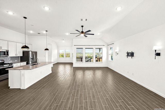 2607 Banditos Ridge, San Antonio, TX 78245