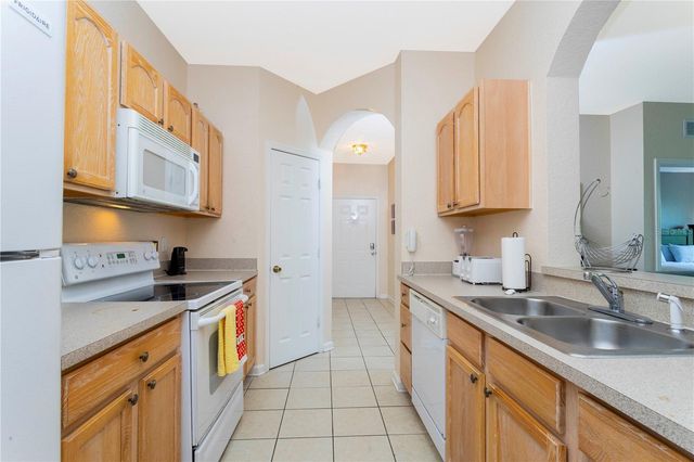 2813 ALMATON LOOP 301, Kissimmee, FL 34747