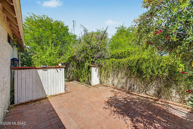 1138 N Wilson Avenue, Tucson, AZ 85719