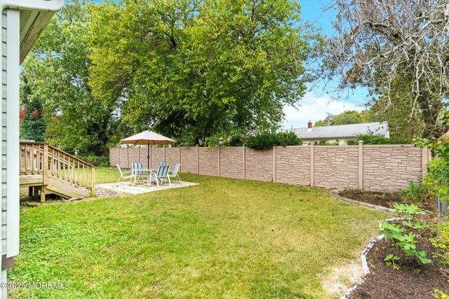 208 Longboat Avenue, Beachwood, NJ 08722