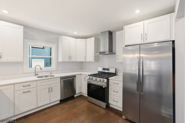 78 Monticello Ave, Newark City, NJ 07106