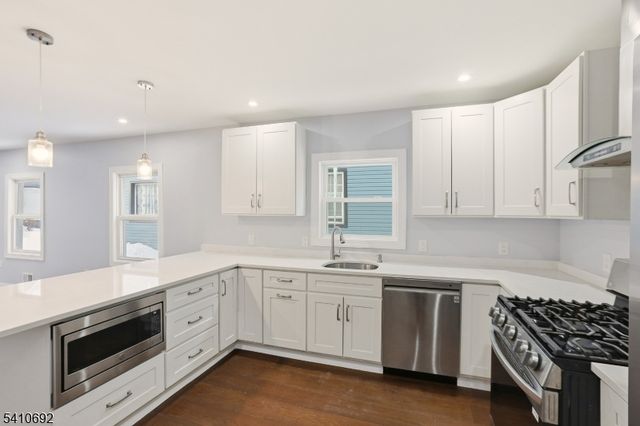 78 Monticello Ave, Newark City, NJ 07106