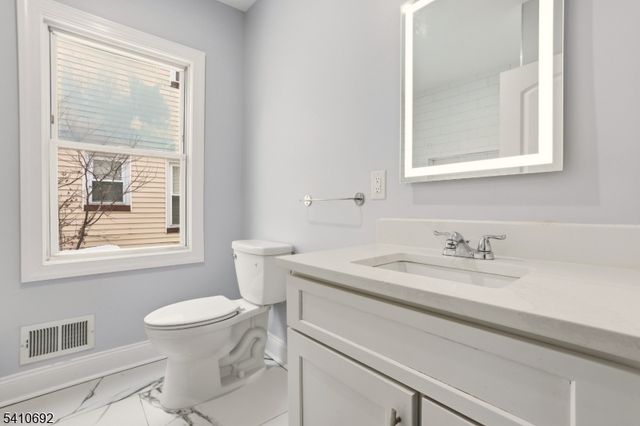 78 Monticello Ave, Newark City, NJ 07106