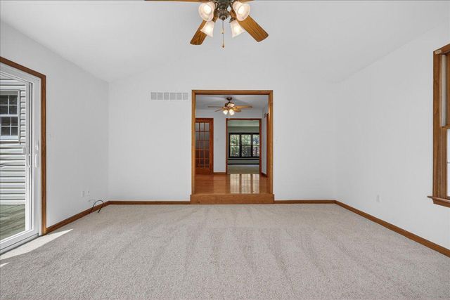 68 LAUREN LN, Coatesville, PA 19320
