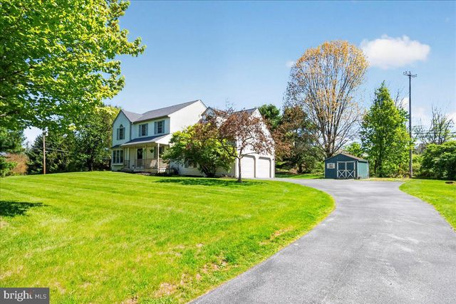 68 LAUREN LN, Coatesville, PA 19320