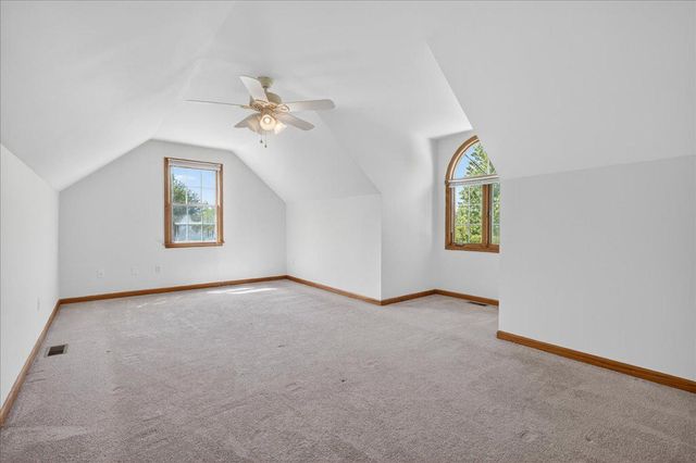 68 LAUREN LN, Coatesville, PA 19320