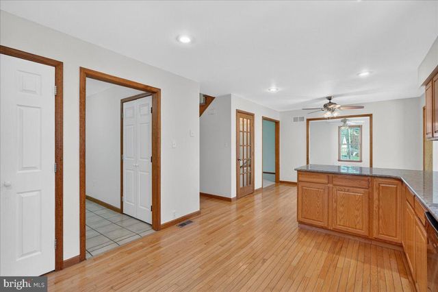 68 LAUREN LN, Coatesville, PA 19320