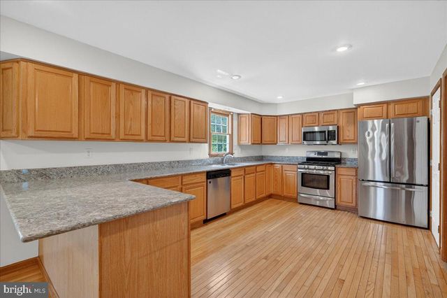 68 LAUREN LN, Coatesville, PA 19320