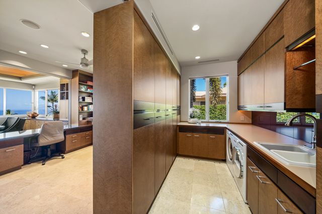 3878 Wailea Ekolu Pl, Kihei, HI 96753