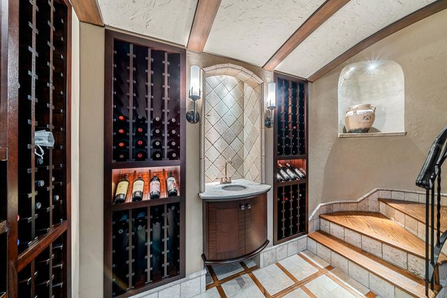 3878 Wailea Ekolu Pl, Kihei, HI 96753