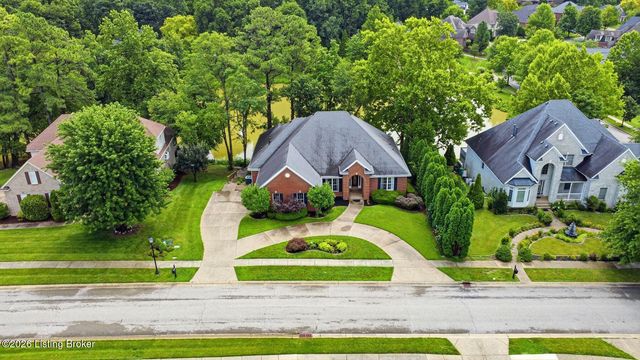 417 Landis Lakes Ct, Louisville, KY 40245