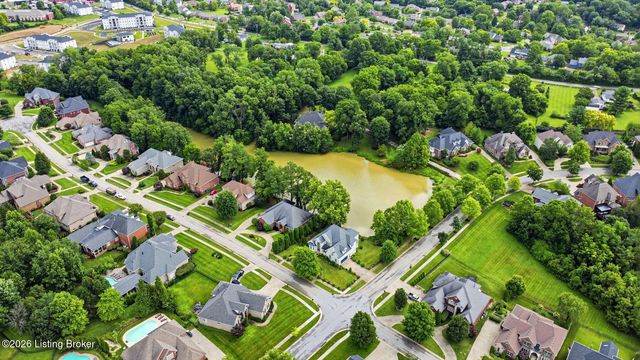 417 Landis Lakes Ct, Louisville, KY 40245