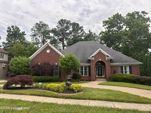 417 Landis Lakes Ct, Louisville, KY 40245