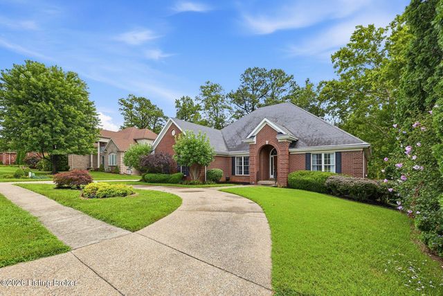 417 Landis Lakes Ct, Louisville, KY 40245