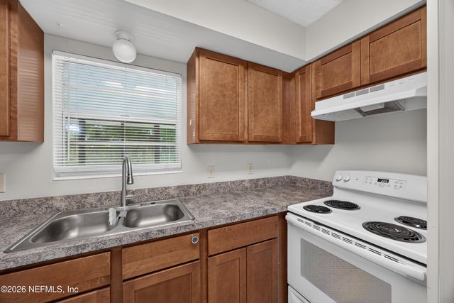 12351 CONDOR Drive, Jacksonville, FL 32223