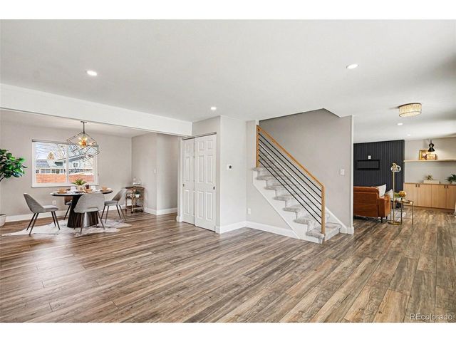 6939 S Syracuse Ct, Centennial, CO 80112